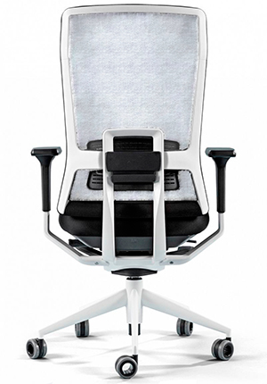 Silla de oficina con asiento tapizado con tejido técnico transpirable TNK Flex Actiu