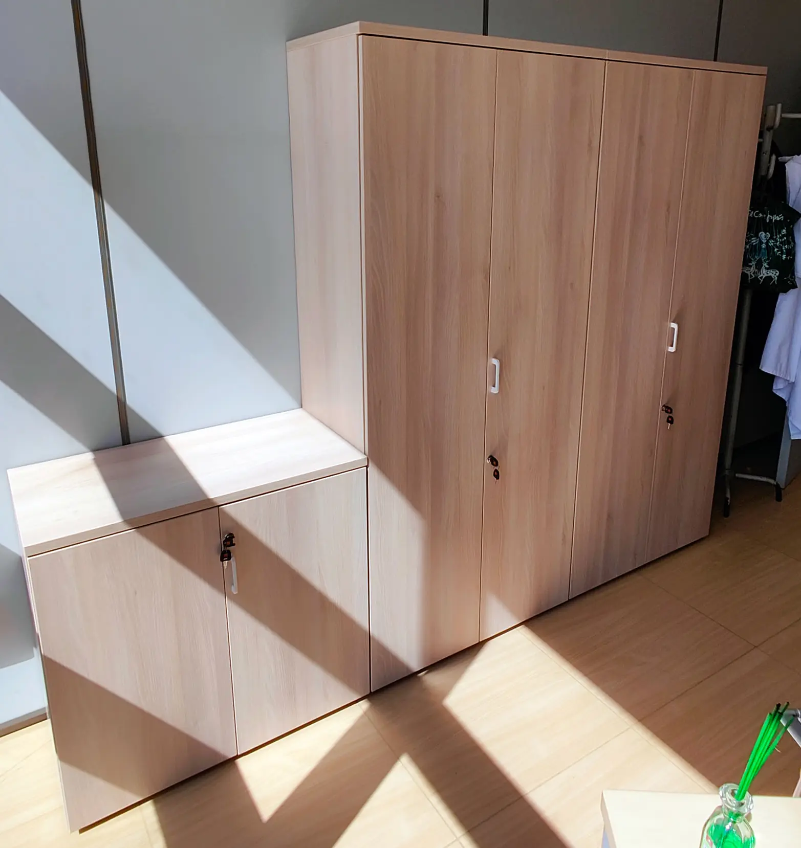 Nuevos armarios modulares en acabado acacia Nuevos armarios modulares en acabado acacia