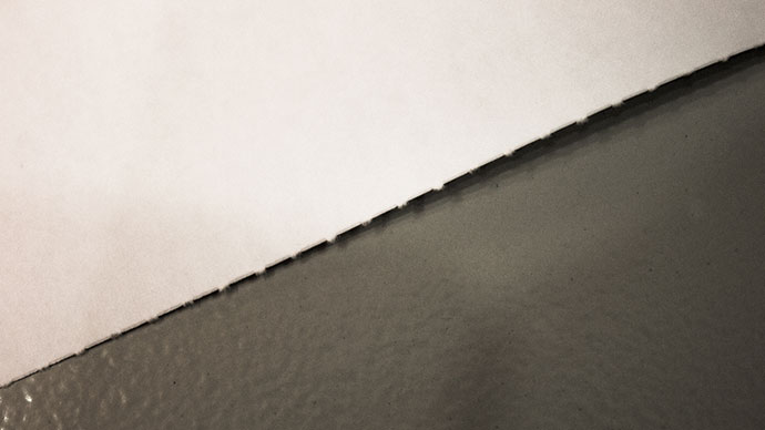 El microperforado con linea - punto facilita la separación de las hojas