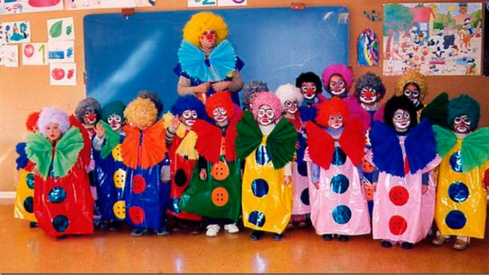 Prácticas y económicas Las bolsas Fixo Kids se pueden pintar, cortar, pegar, coser y combinar con otros accesorios de manualidades para crear diferentes disfraces caseros y así ajustar el presupuesto en todas las actuaciones y eventos escolares.