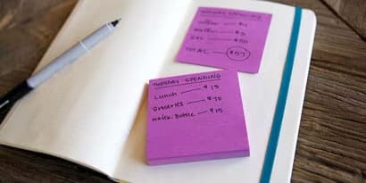 Notas pegadas sobre agenda