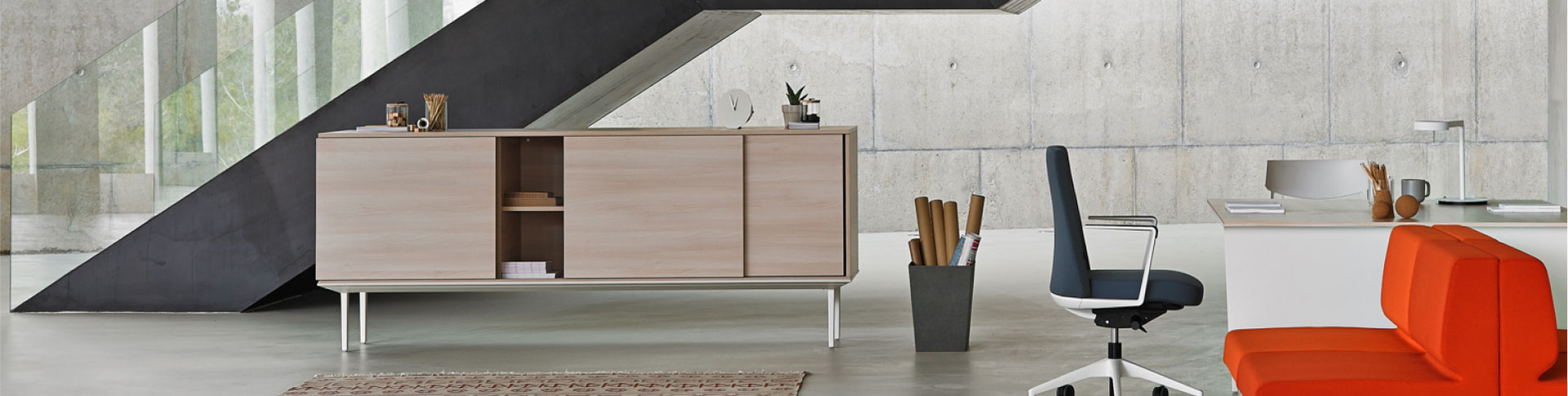 Armarios Longo Actiu en oficina de diseño
