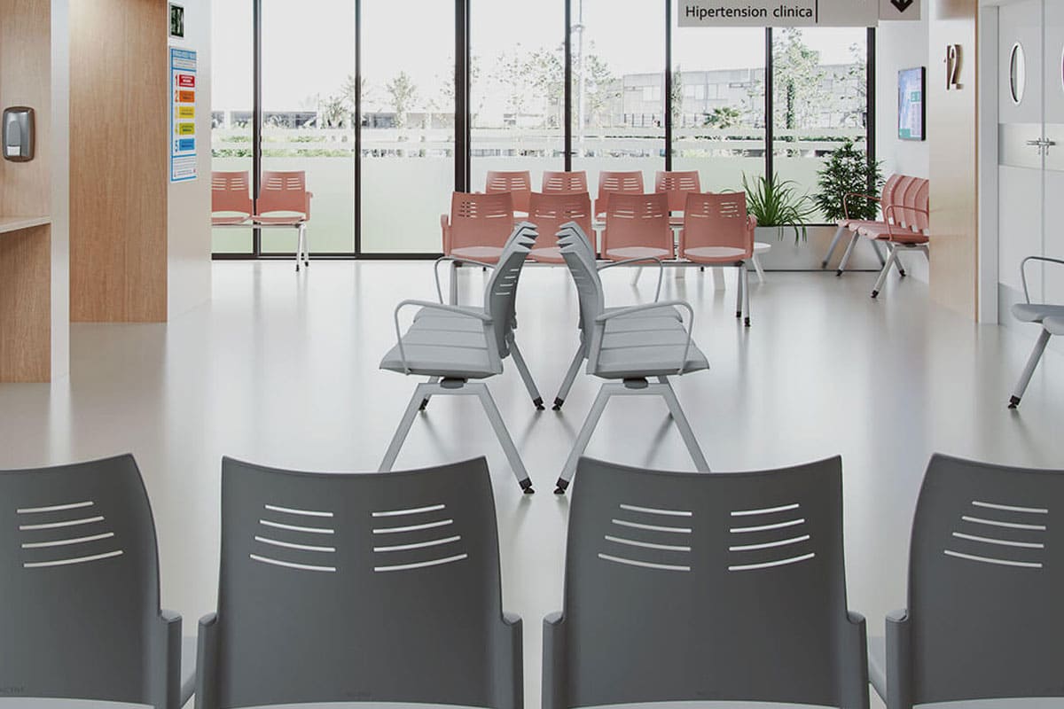 Bancada Spacio de Actiu en sala de espera de centro de salud