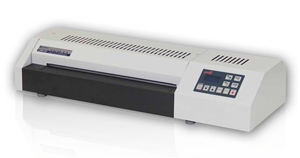 Laminadora plastificadora de bobinas Fujipla LPD3224