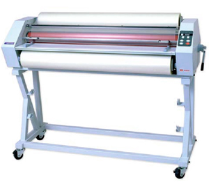 Laminadora plastificadora de bobinas Fujipla 1112