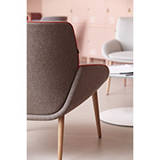 Butaca de descanso Soft Seating Noom de Actiu