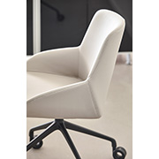 Butaca de descanso Soft Seating Noom de Actiu