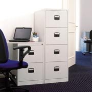 Archivadores metálicos para carpetas colgantes Contract blanco de 2 y 4 cajones Bisley