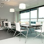 Mesa de diseño para sala de reuniones Arkitek