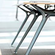 Mesa de diseño para oficina Arkitek de Actiu