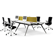 Mesa de diseño para oficina Arkitek de Actiu
