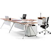 Mesa de diseño para oficina Arkitek de Actiu