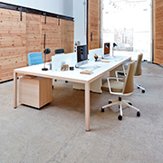 Mesa de diseño para oficina Prisma de Actiu