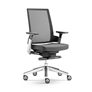 Oficina con silla de dirección negra 3.60 de Forma 5