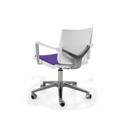 Silla Atenea Dile Office para oficina con ruedas y asiento tapizado en violeta
