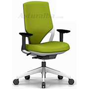 Silla de oficina juvenil eFit Actiu con estructura de poliamida blanca y respaldo y asiento tapizados en color hierba