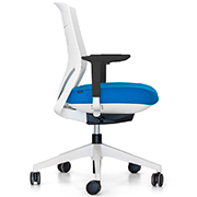 Silla de oficina juvenil eFit Actiu blanca y azul vista de perfil