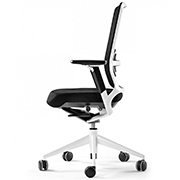 Perfil de silla de oficina ergonómica y elegante TNK 500 de Actiu