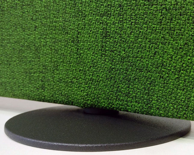 Divisoria verde con disco negro