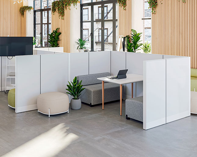 Muebles Longo en estancia cerrada con divisoria D500