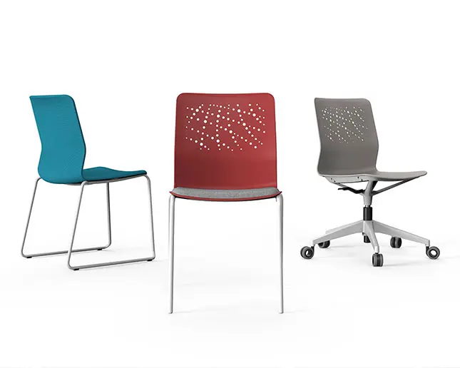 Silla Urban Block con base patín, de cuatro patas y 5 radios con ruedas