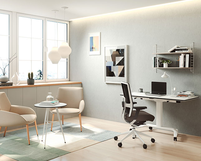 Mesa abatible y elevable Talent 500 Actiu con sillas TNK y Noom en oficina colaborativa