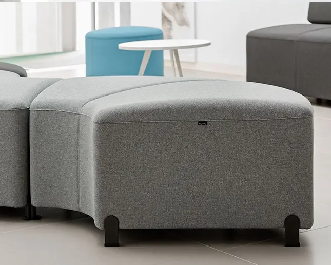 Sofá modular Bend Actiu tapizado en Trevira gris M14 tejido resistente