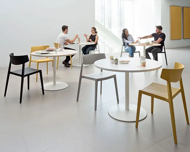 Silla con diseño polivalente para