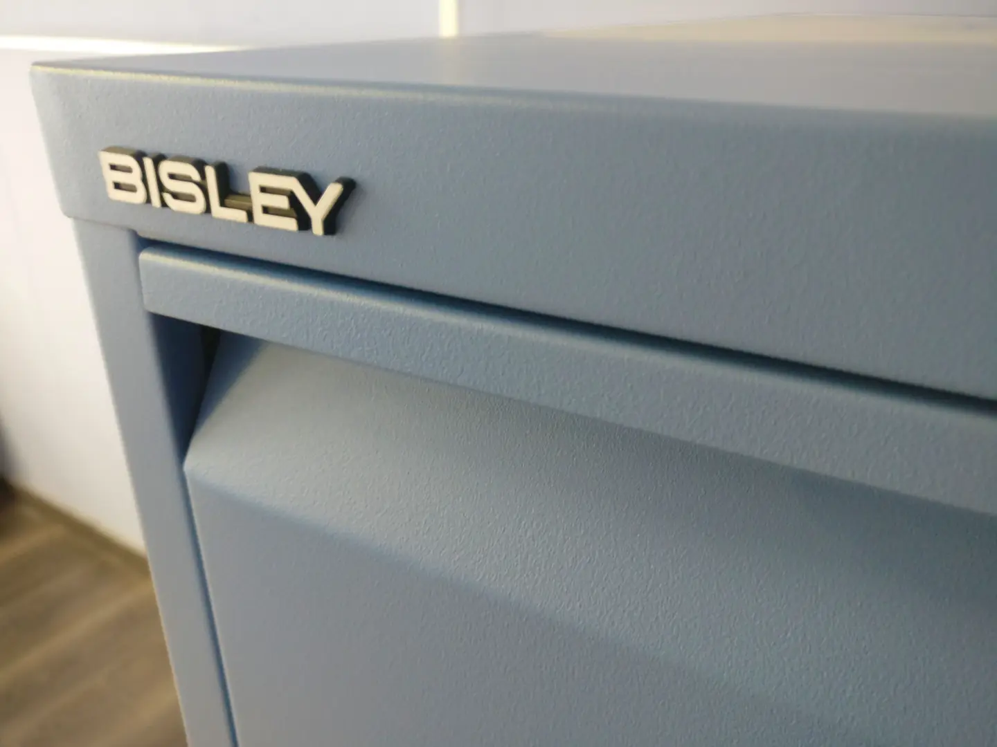 Archivador metálico pra carpetas colgantes Bisley