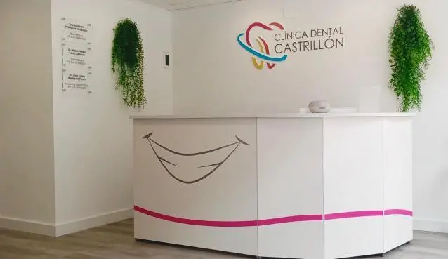 Recepción de Clínica Dental Castrillón