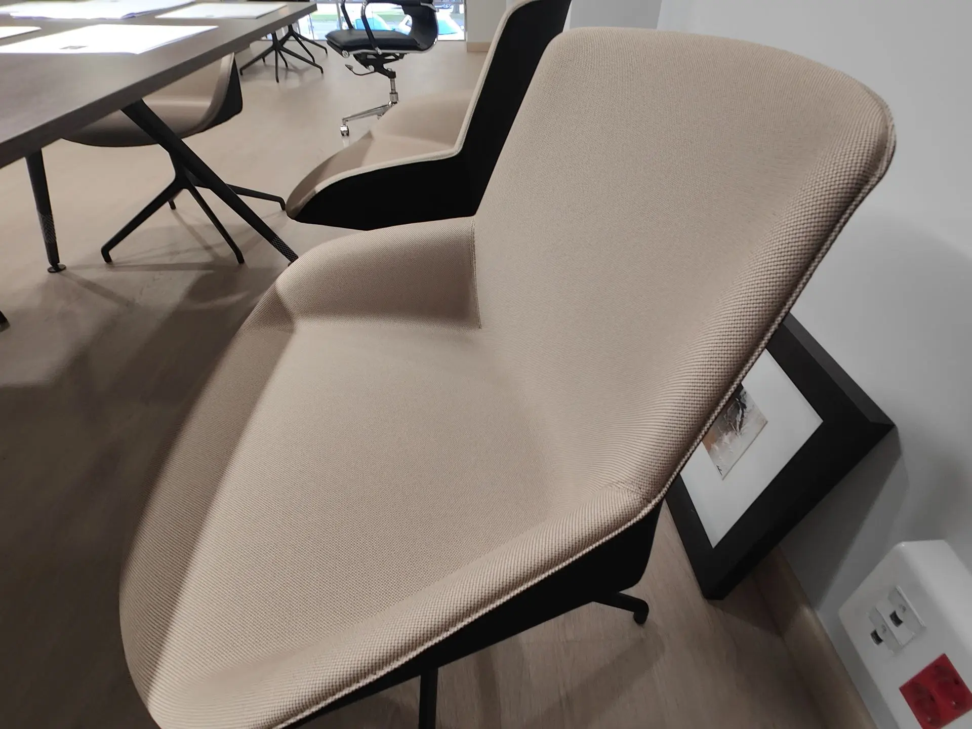 Silla Noom 30 en despacho de notario