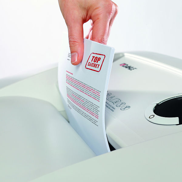 Destructora de documentos sensibles Dahle 404 MHP CleanTec 51214-13412 con corte en partículas 4 x 40 mm. con nivel de seguridad P-4