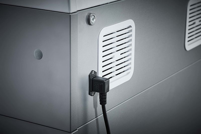 Destructora industrial con bajo consumo Dahle VolumePro 419 20396 con corte en partículas de 3,9 x 40 mm.