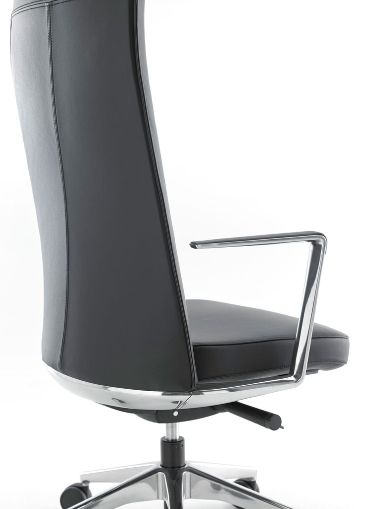 Silla de dirección Cron en cuero negro