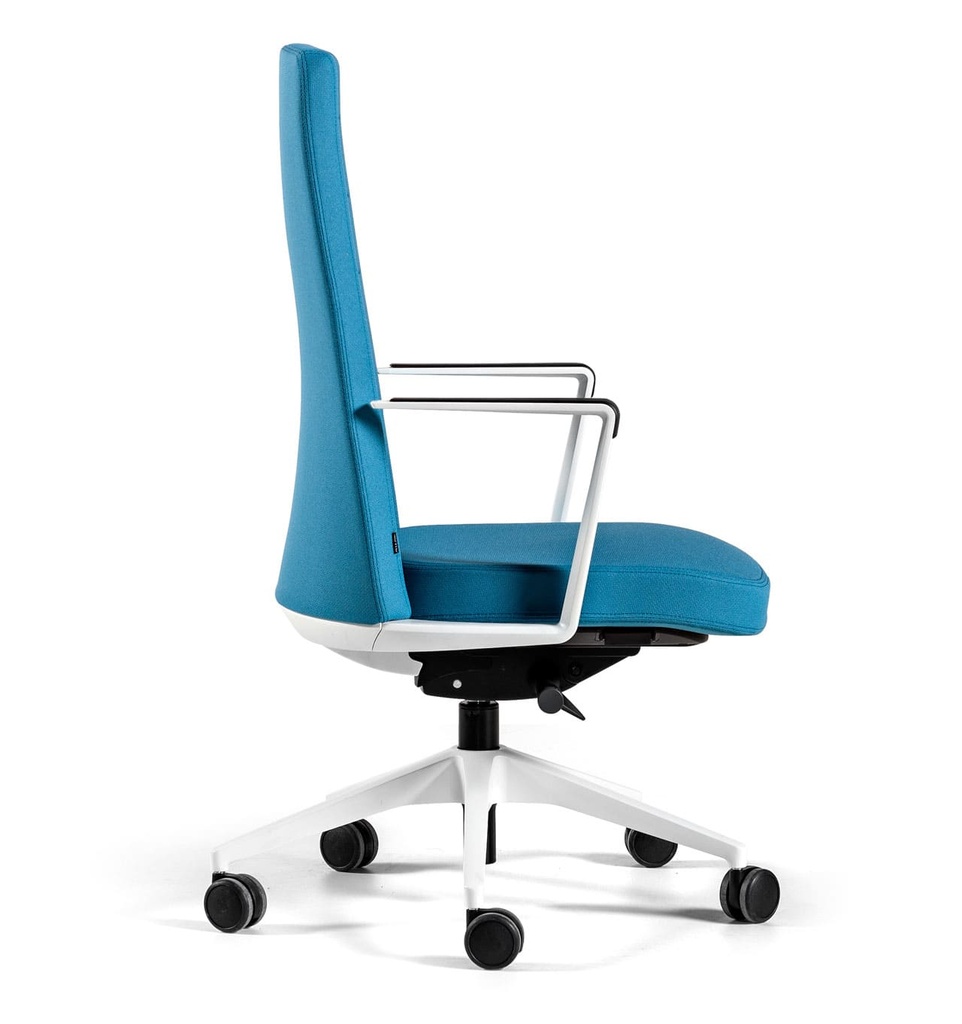 Sillón Cron Sport con respaldo alto tapizado en azul