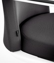 Asiento y respaldo negros del sillón Cron de Actiu