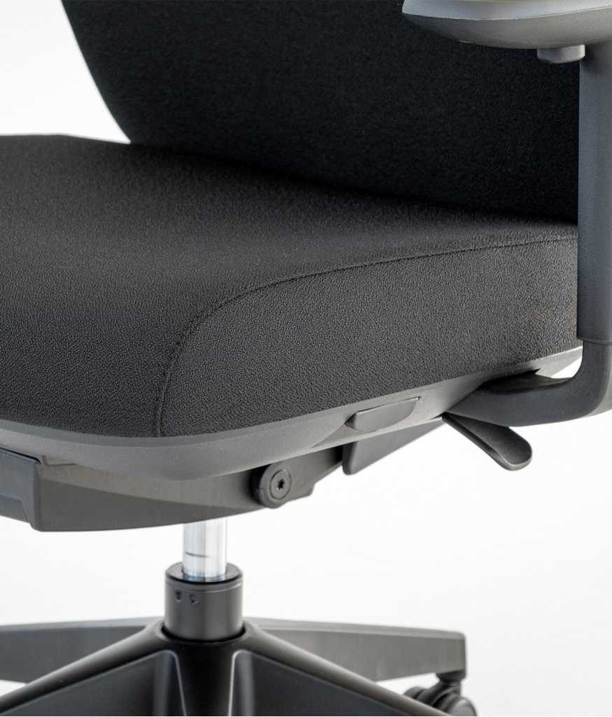 Silla ergonómica negra Trim de Actiu con respaldo de altura regulable para envío rápido