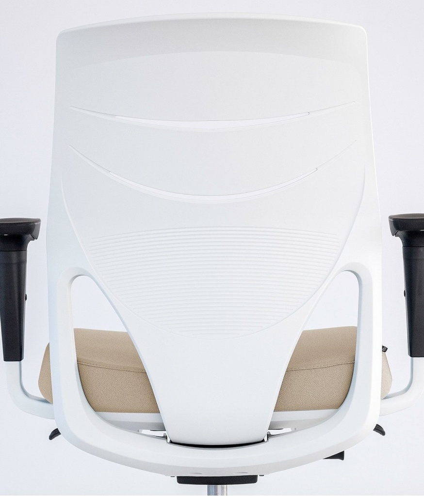 Detalle de la silla Efit 40 en blanco y beige