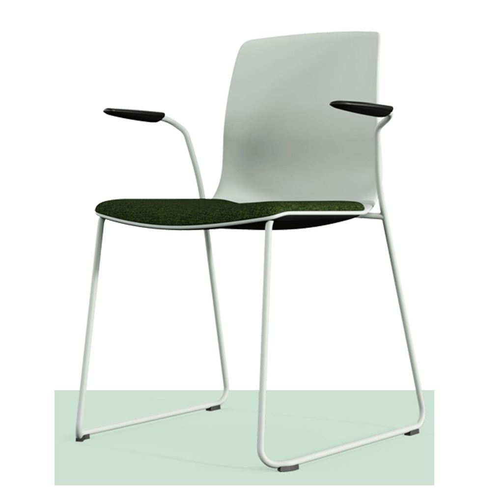 Silla Noom 50 con base patín, carcasa negra y asiento tapizado en verde