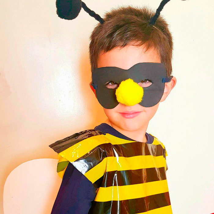 Disfraz de abeja o avispa con bolsa