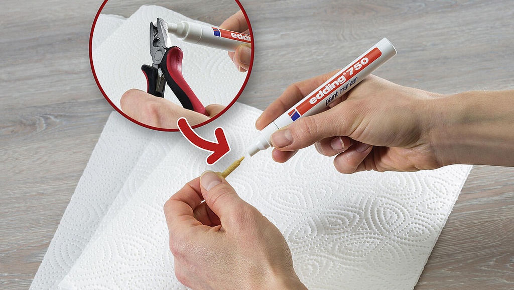 Uso del rotulador Edding 750 en la activación de la tinta con sistema de bomba sobre papel absorbente antes de su primer uso