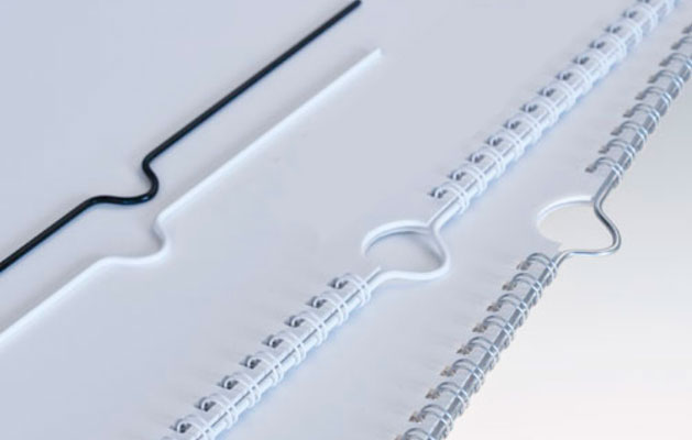 Colgadores calendario en tres colores y tres medidas