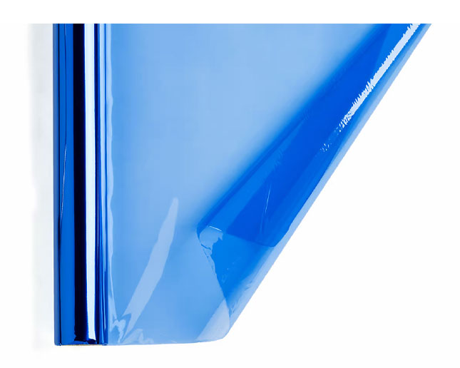 25 hojas de 50 x 65 cm de papel celofán azul troqueladoen rollo de 0,50 x 16,25 m