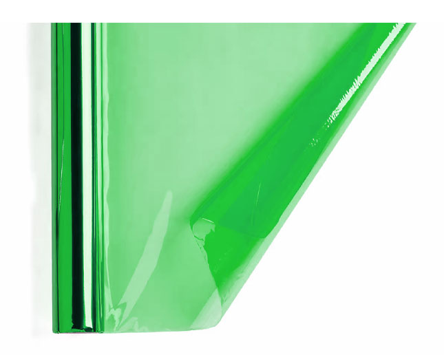 25 hojas de 50 x 65 cm de papel celofán verde troqueladoen rollo de 0,50 x 16,25 m