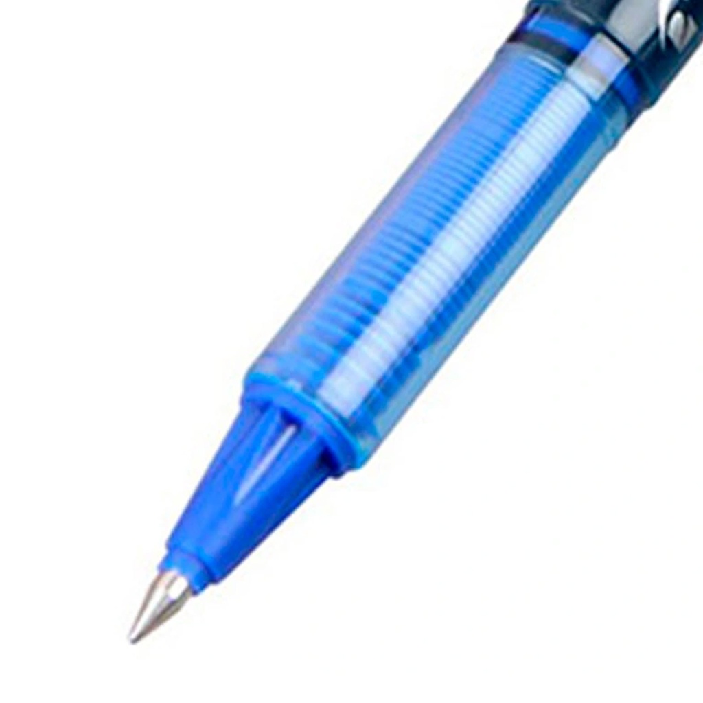 Detalle de la punta extrafina del bolígrafo Pilot V-Ball 0,5 azul con tinta líquida visible