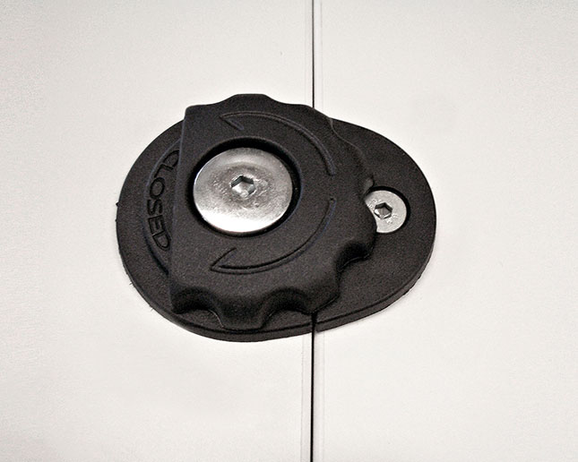 Sistema de unión para mesa móvil y abatible Trama 80 Express 67 cm