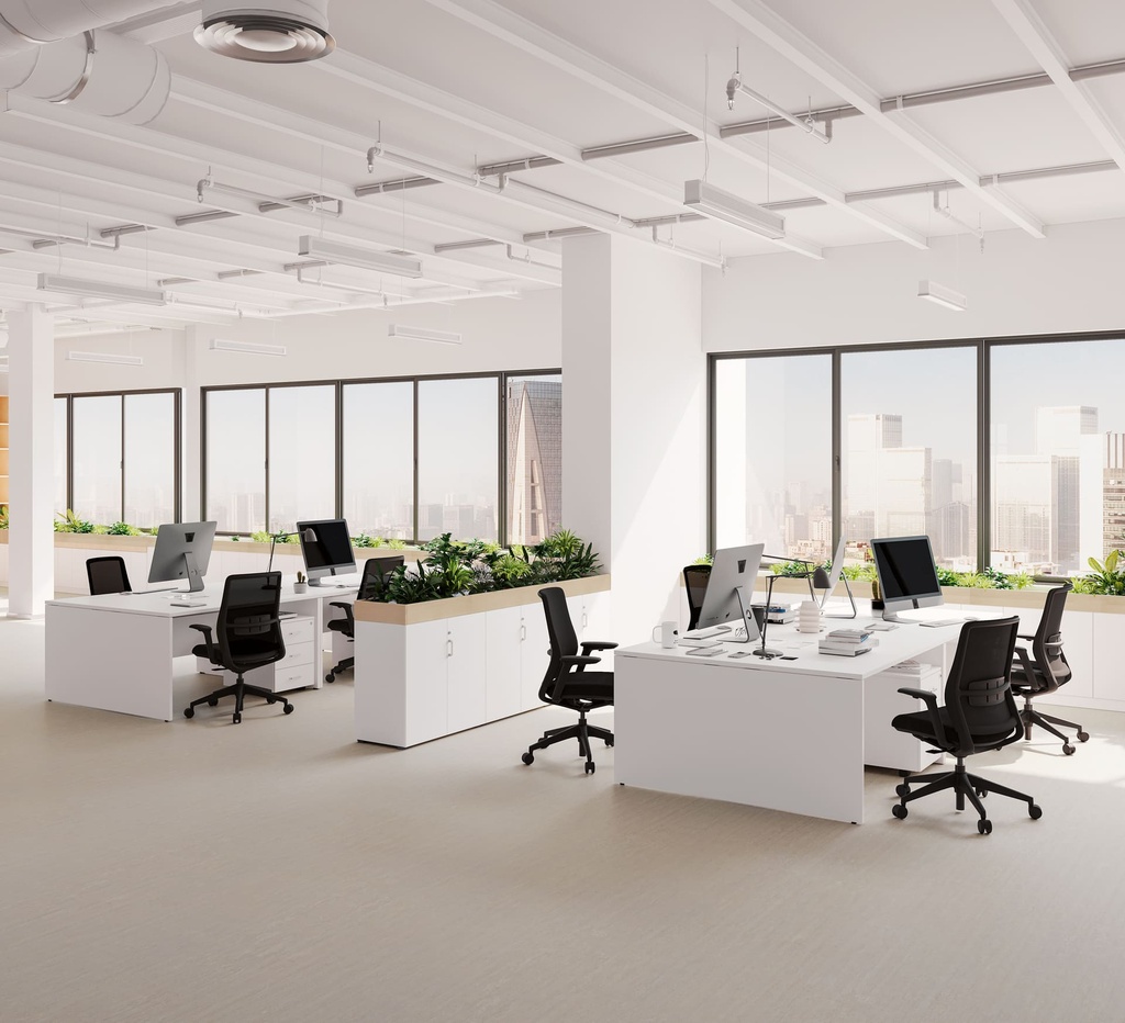 Mesa Ofimat Plus doble en blanco en oficina moderna