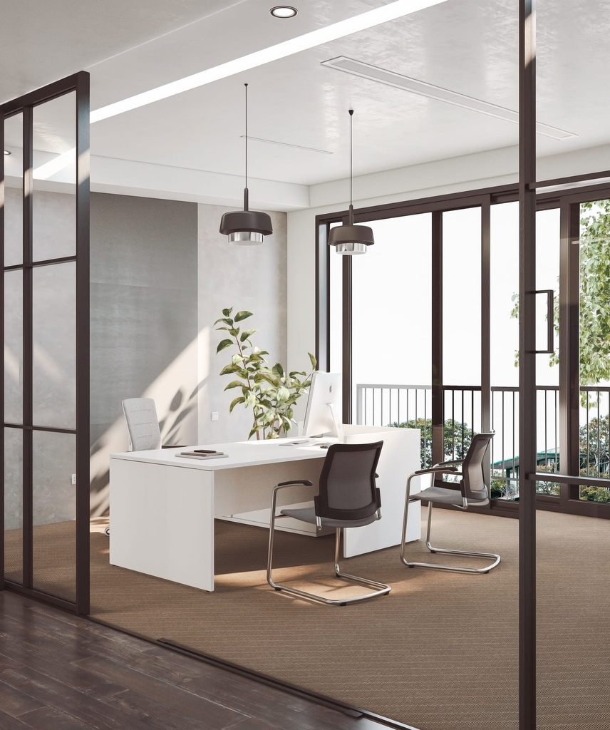 Mesa Ofimat Plus en despacho actual de dirección