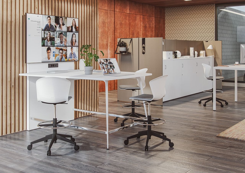 Taburete Whass en color blanco con tapizado gris para videoconferencia