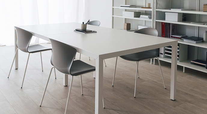 Mesa de reunión Prisma 120 cm personalizada